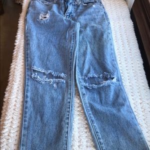 Pacsun Mom Jeans - 22